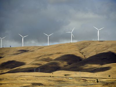 Large group of wind turbines on the hill at Interstate 84 in Oregon, Near Portland, USA 