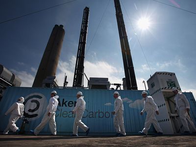 A carbon capture test unit at the Longanet coal plant in Scotland