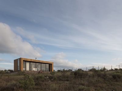 Guazubira 365 House by TATÅª Arquitectura exterior