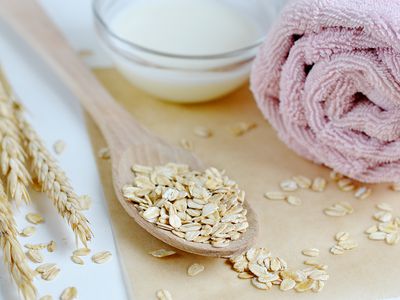 Natural Ingredients for Homemade Body Face Scrub Oat